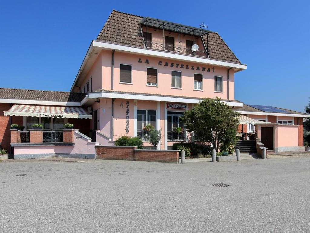 Locanda La Castellana Castello d'Agogna Exterior photo